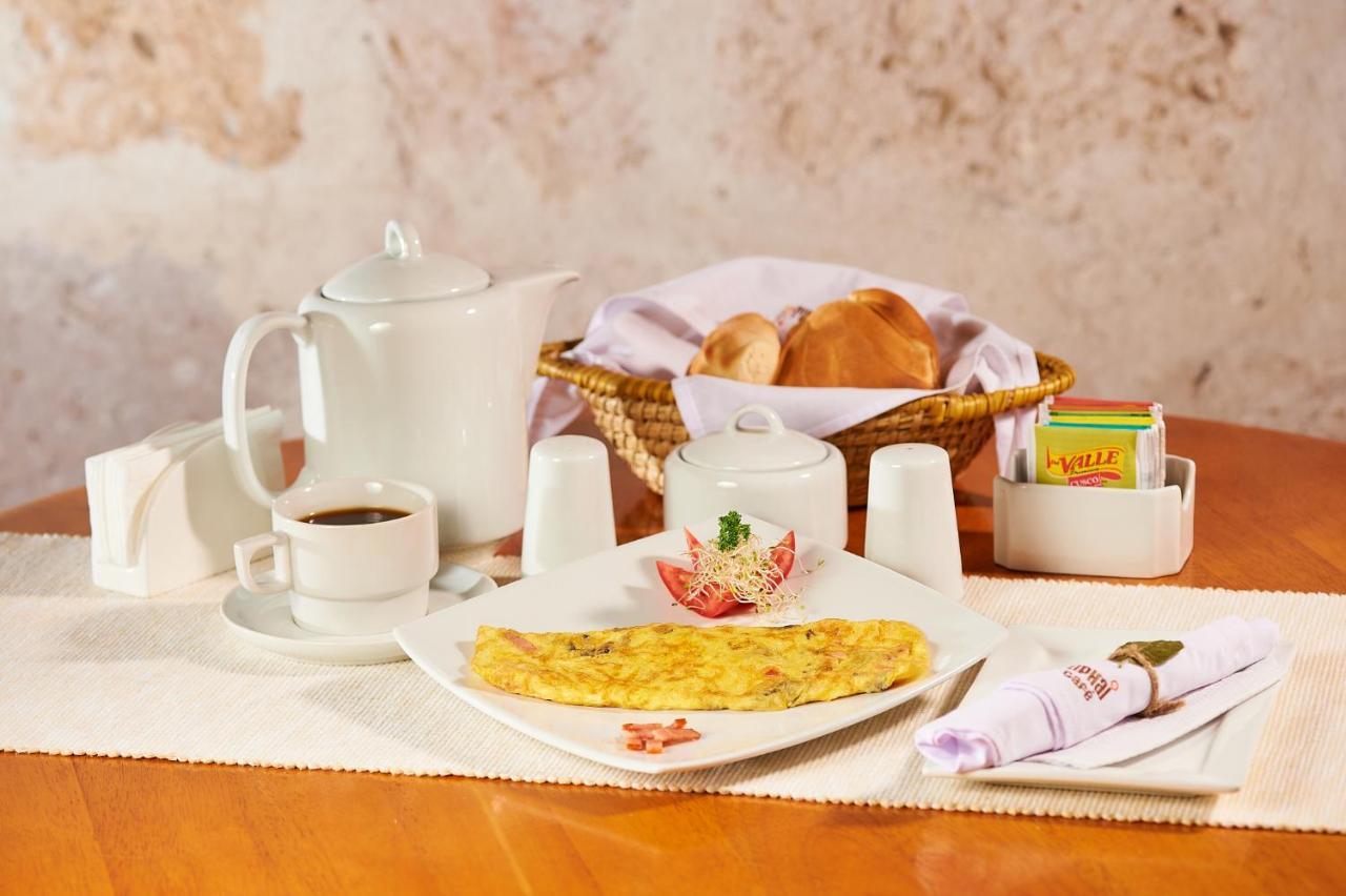 Hotel Tambos Boutique 3*
